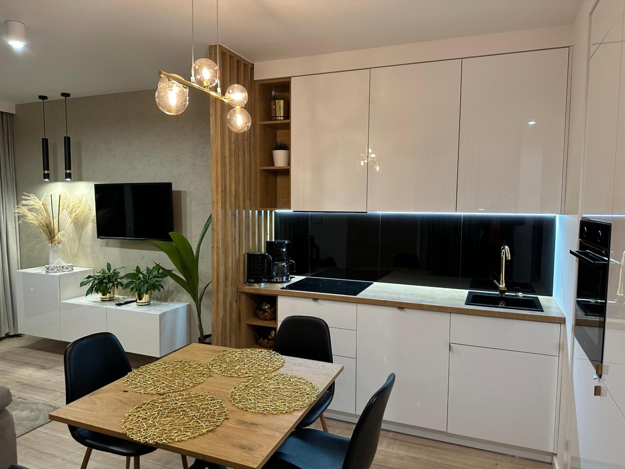 Nowoczesny Apartament Z Garazem Morelova Гданьск Экстерьер фото